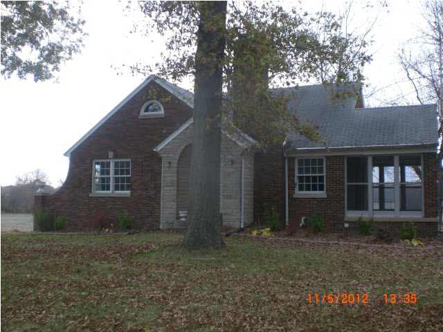 5401 Oak Hill Rd, Evansville, IN 47711 photo 1