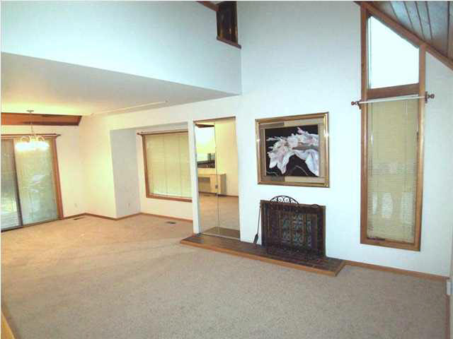 8299 Yorkridge Dr, Newburgh, IN 47630 photo 5