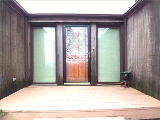 8299 Yorkridge Dr, Newburgh, IN 47630 photo 2