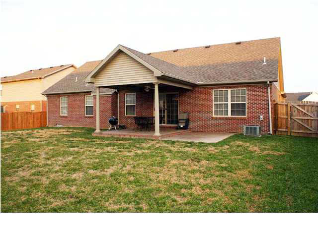 9202 Valley View Dr, Evansville, IN 47711 photo 23