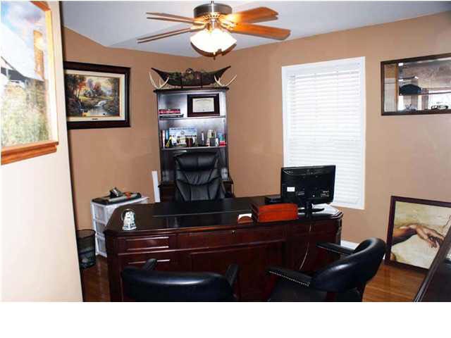 9202 Valley View Dr, Evansville, IN 47711 photo 6