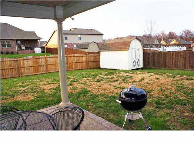 9202 Valley View Dr, Evansville, IN 47711 photo 22