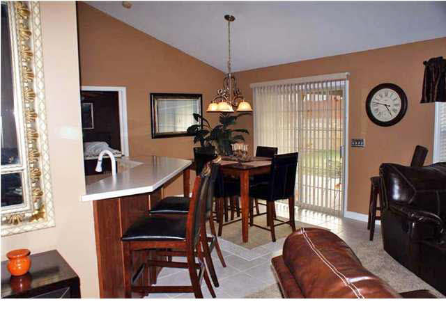 9202 Valley View Dr, Evansville, IN 47711 photo 13