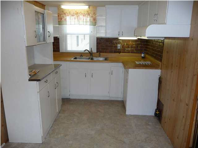 1824 S Bosse Ave, Evansville, IN 47712 photo 4