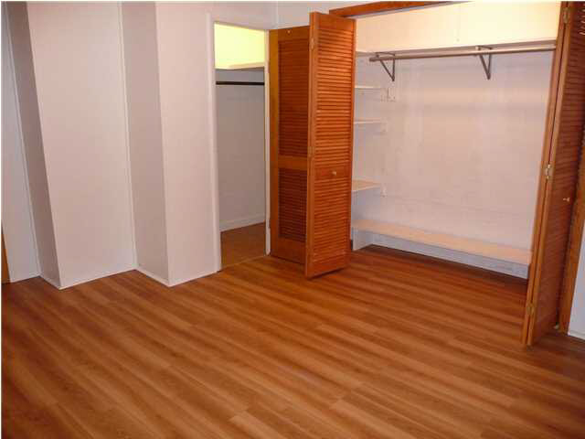 1824 S Bosse Ave, Evansville, IN 47712 photo 3