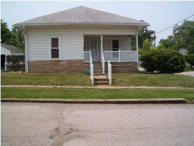 921 Miami St, Bicknell, IN 47512 photo 1