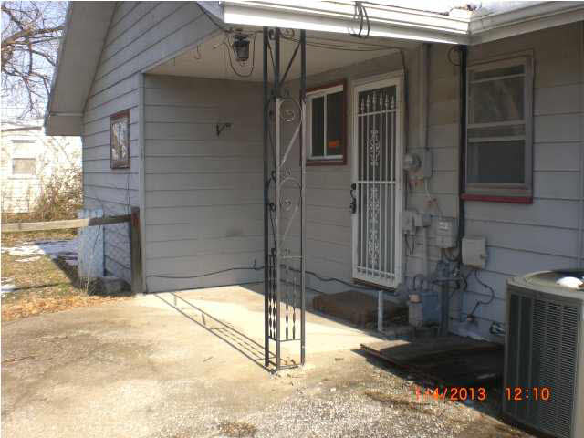 5208 N Fares Ave, Evansville, IN 47711 photo 4