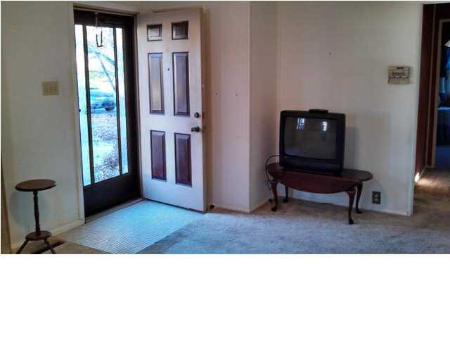 332 Colonial Ave, Evansville, IN 47710 photo 2
