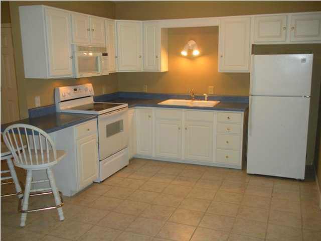 905 N First St, Boonville, IN 47601 photo 2