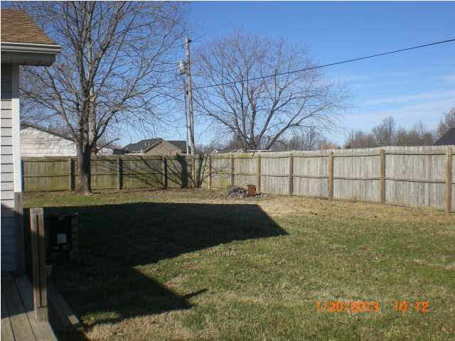 702 Ninth St, Grandview, IN 47615 photo 12