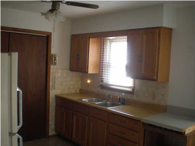 1743 Covey Dr, Boonville, IN 47601 photo 3
