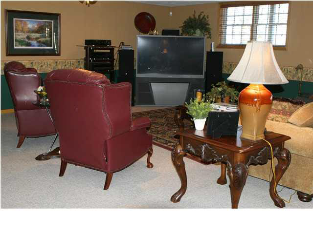 11125 Brown Oak Ct, Evansville, IN 47725 photo 17