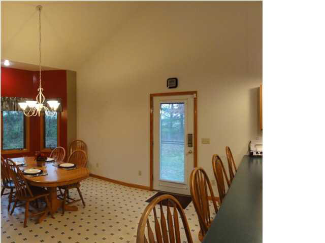 902 E 1200 S, Haubstadt, IN 47639 photo 6