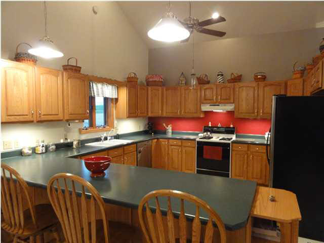 902 E 1200 S, Haubstadt, IN 47639 photo 4