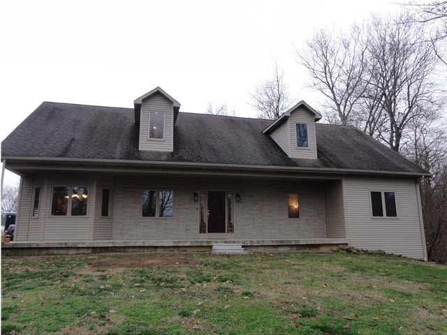 902 E 1200 S, Haubstadt, IN 47639 photo 1
