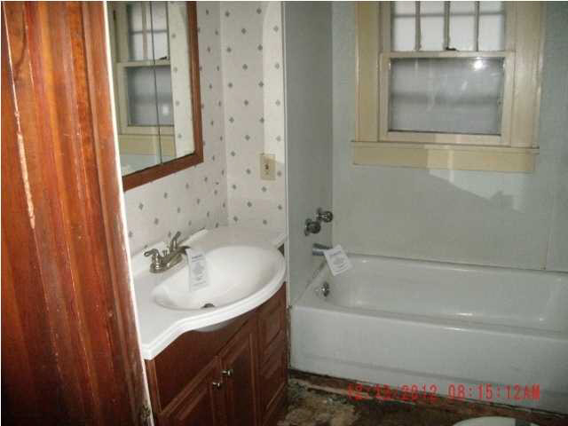 723 SE Main St, Paoli, IN 47454 photo 7