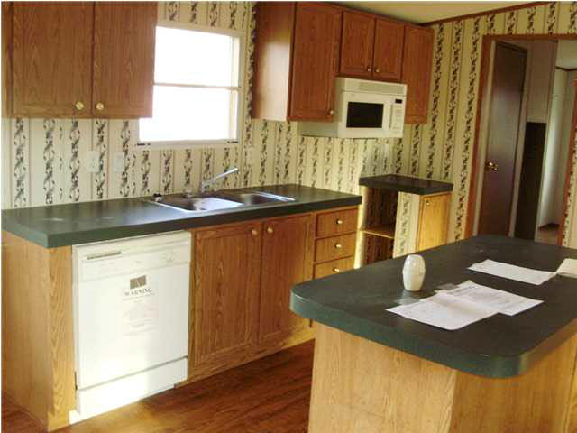 211 Hobson St, Uniontown, KY 42461 photo 4