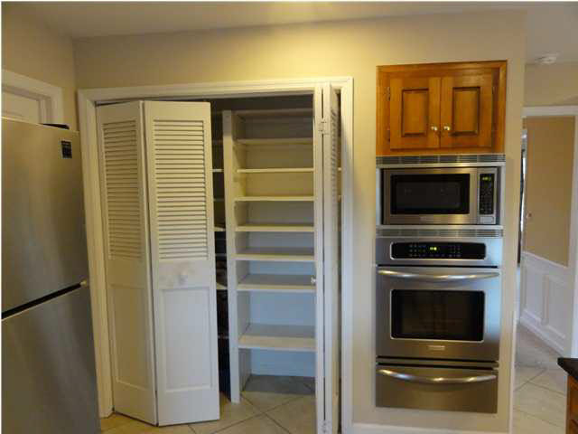 5606 Spring Lake Dr, Evansville, IN 47710 photo 10