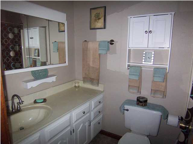 1607 Cottonwood Dr, Princeton, IN 47670 photo 8