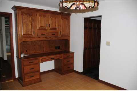 3830 Herrmann Rd, Evansville, IN 47711 photo 9
