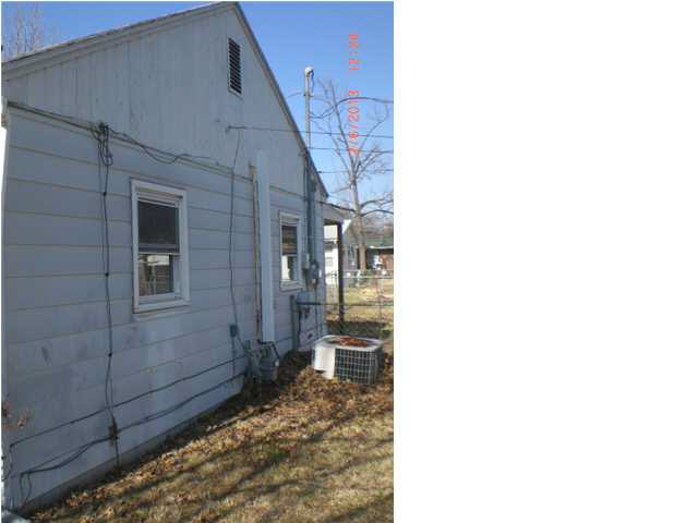 2150 Jefferson Ave, Evansville, IN 47714 photo 5