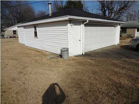 2210 E Franklin St, Evansville, IN 47711 photo 3