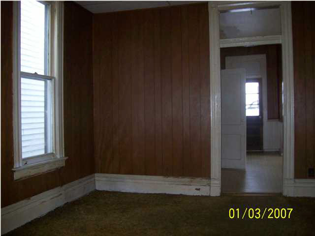 1630 Delmar Ave, Evansville, IN 47712 photo 4