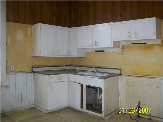 1630 Delmar Ave, Evansville, IN 47712 photo 7