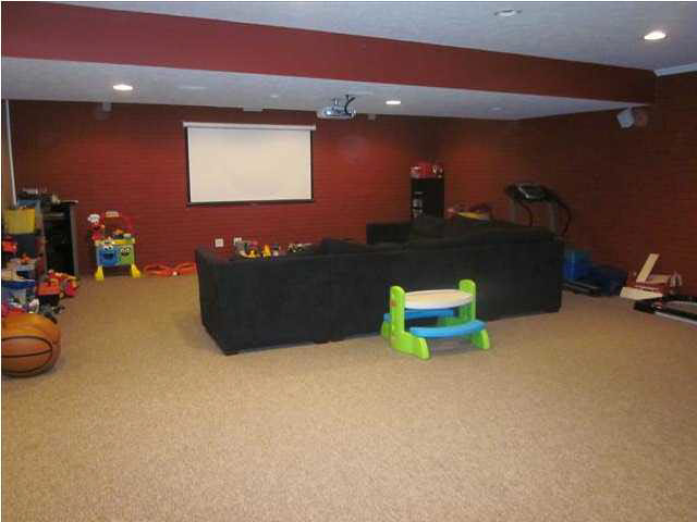 7533 Jeremy Ln, Newburgh, IN 47630 photo 13