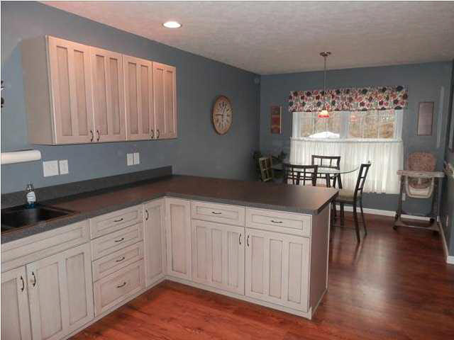 7533 Jeremy Ln, Newburgh, IN 47630 photo 4
