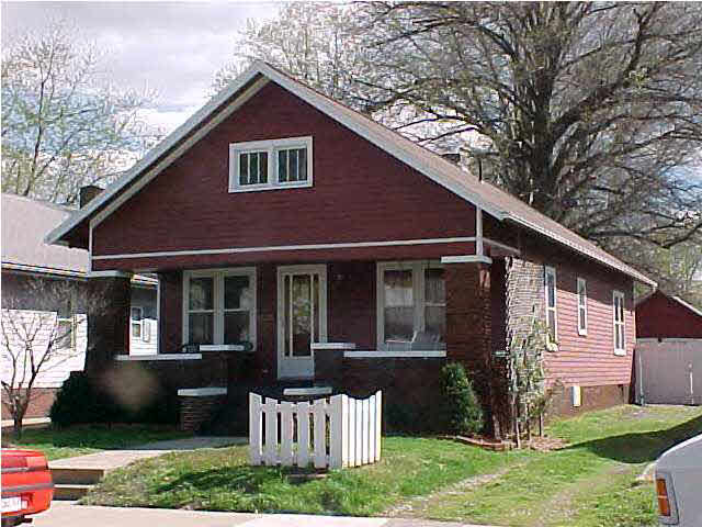 813 Waggoner Ave, Evansville, IN 47713 photo 1