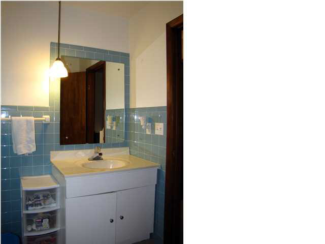 525 E Buena Vista Rd, Evansville, IN 47710 photo 15