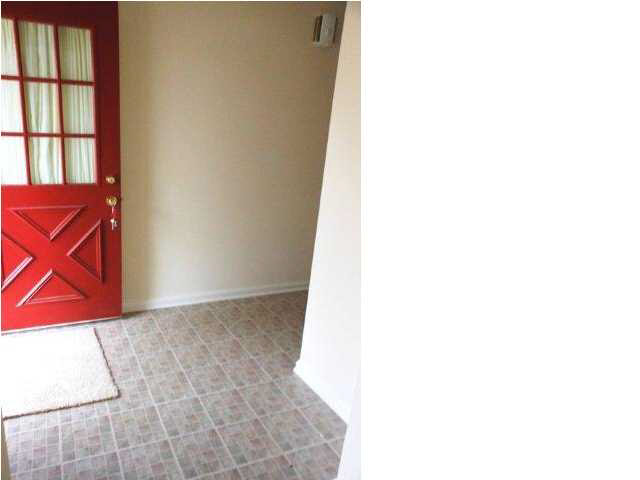 8433 Chestnut Dr, Newburgh, IN 47630 photo 3