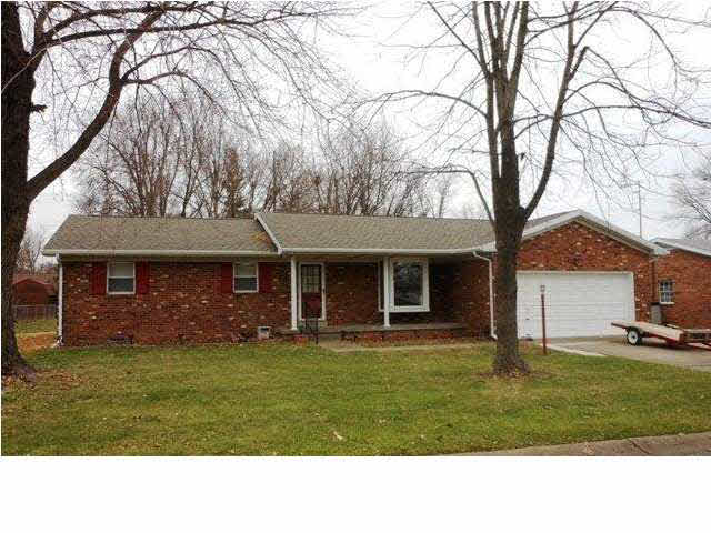 8433 Chestnut Dr, Newburgh, IN 47630 photo 1