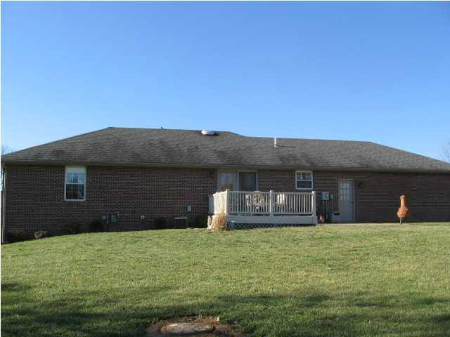 232 Ridgewood Ln, Jasper, IN 47546 photo 2