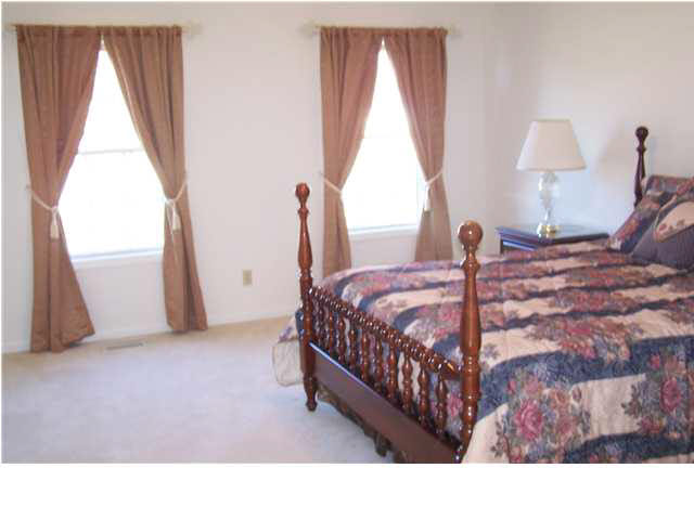 9328 Overland Dr, Evansville, IN 47711 photo 3
