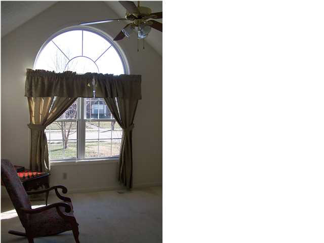 9328 Overland Dr, Evansville, IN 47711 photo 4