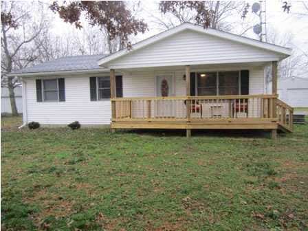 219 W Pike Ave, Petersburg, IN 47567 photo 1