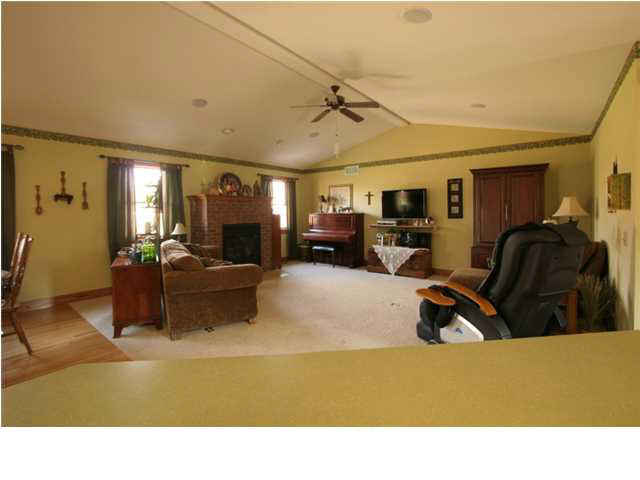 1384 Fidel Ln, Jasper, IN 47546 photo 6