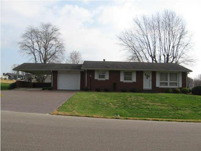 820 Rumbach Ave, Jasper, IN 47546 photo 1