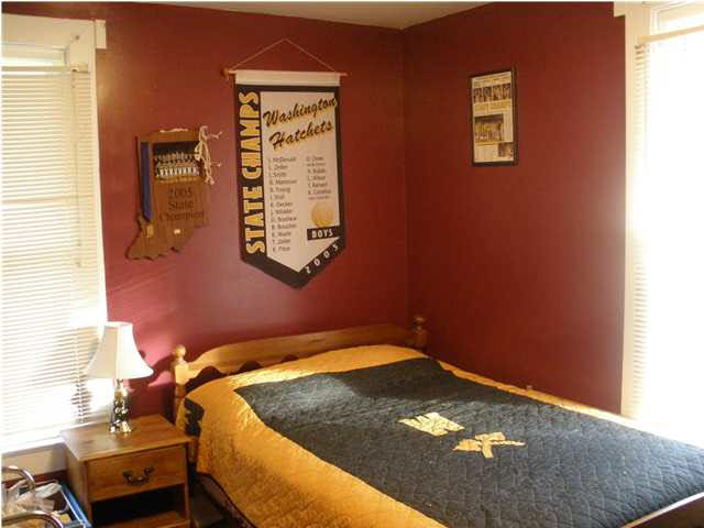 106 W Hefron St, Washington, IN 47501 photo 6