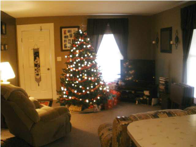 106 W Hefron St, Washington, IN 47501 photo 9