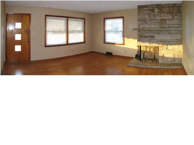 800 Irvin Ave, Evansville, IN 47715 photo 4
