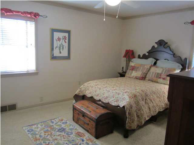 2309 E Gum St, Evansville, IN 47714 photo 14