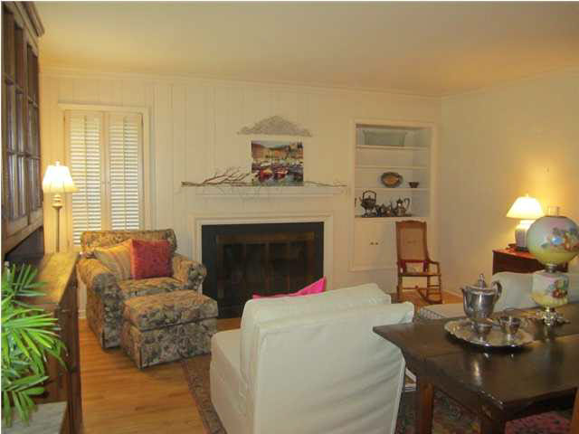 2309 E Gum St, Evansville, IN 47714 photo 6
