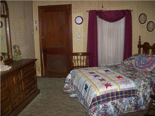 301 Brown St, Mount Vernon, IN 47620 photo 7