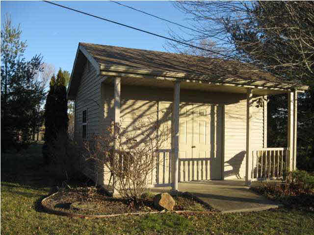 106 Oak St, Huntingburg, IN 47542 photo 15