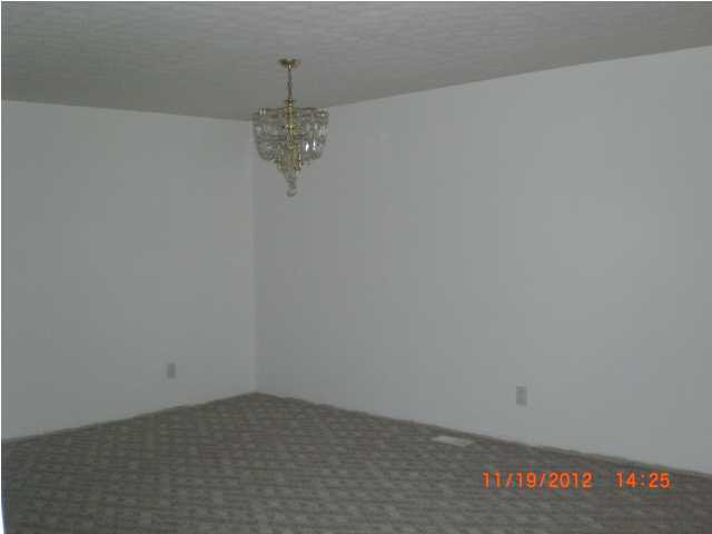 5544 Burdette Ln, Newburgh, IN 47630 photo 3