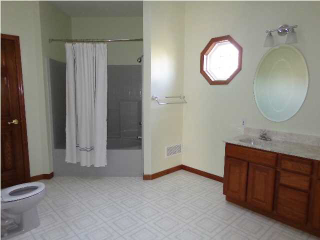 593 W Donder Ln, Santa Claus, IN 47579 photo 7