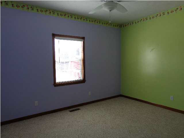 593 W Donder Ln, Santa Claus, IN 47579 photo 9
